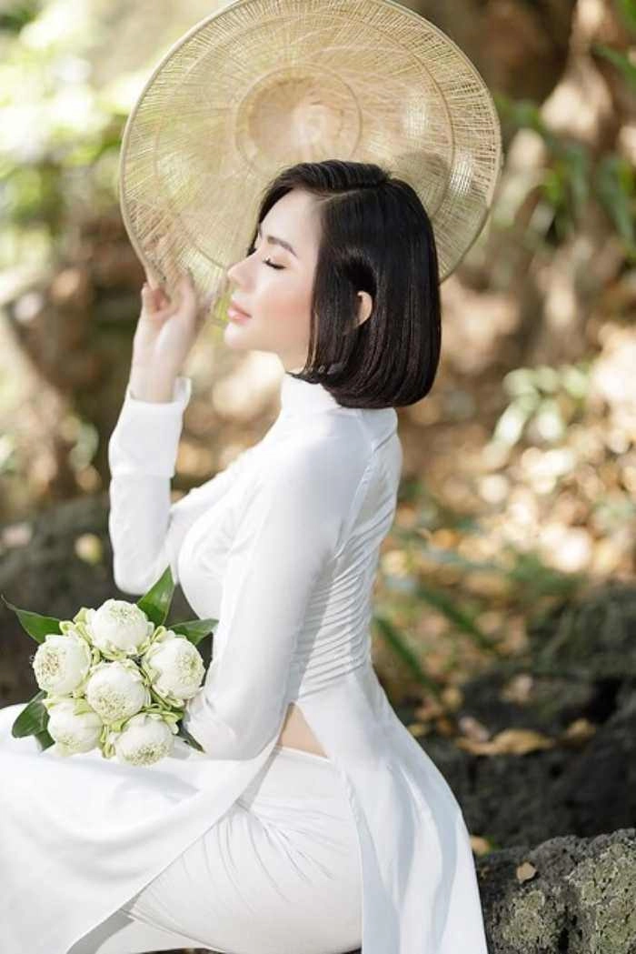 Những kiểu tóc đẹp để phối cùng áo dài khi chụp ảnh 29 tôn lên ngũ quan hài hòa lại giúp chị em hack tuổi - 7
