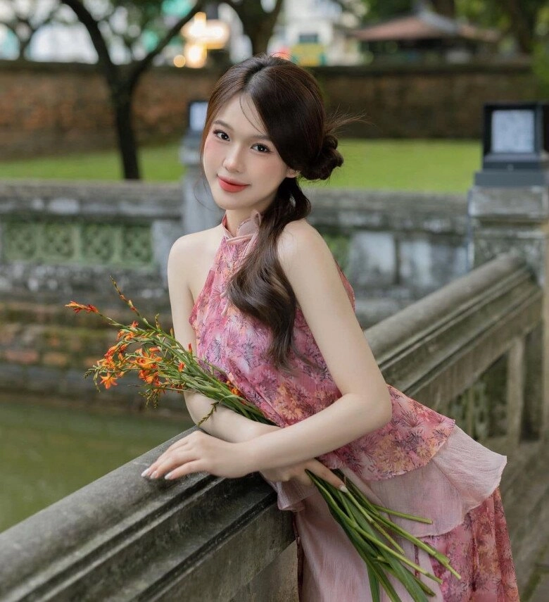 Những kiểu tóc đẹp đi chơi tết cực dễ làm dành cho chị em lười tạo kiểu hoặc không khéo tay - 1