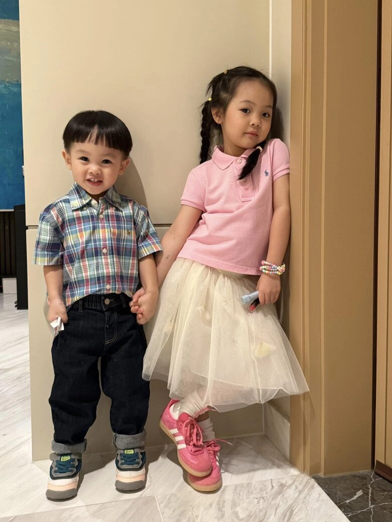 Những ông bố nổi tiếng đưa con gái nhập học chồng lê phương căng thẳng thấy rõ con trai bầu hiển chuẩn phong thái chủ tịch - 8