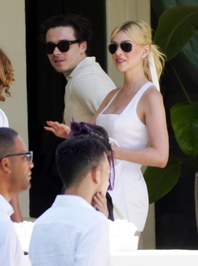 Nicola peltz dâu trưởng nhà beckham cô vợ thích kiểm soát hay nạn nhân bị mẹ chồng victoria chèn ép - 5