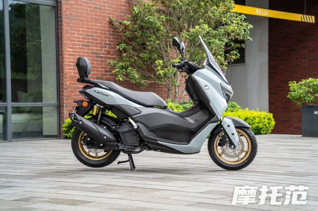 Nmax 155 thế hệ mới vừa ra mắt chưa lâu đã xuất hiện phiên bản sao chép - 6