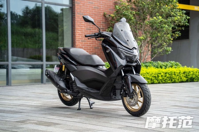 Nmax 155 thế hệ mới vừa ra mắt chưa lâu đã xuất hiện phiên bản sao chép - 7