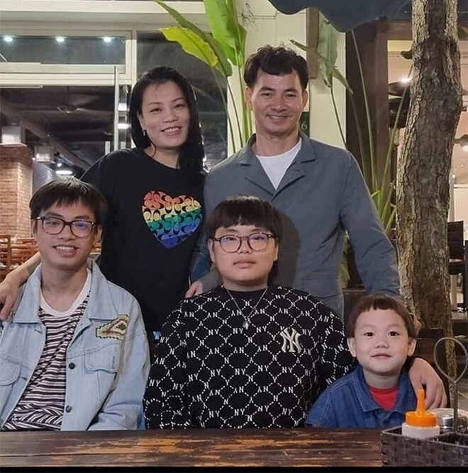 Nsnd xuân bắc đăng ảnh quý tử lọ mọ lúc nửa đêm bi béo giờ để râu làm ngoại hình khó nhận ra - 3