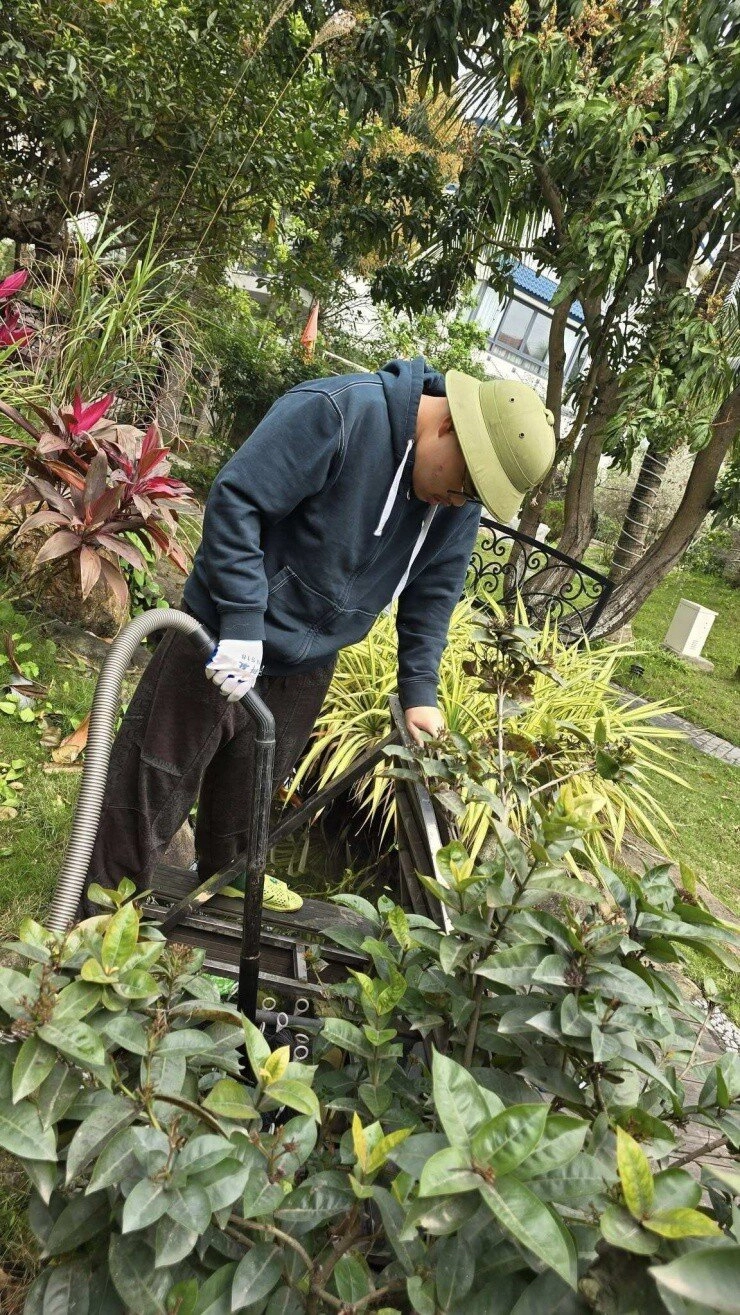 Nsnd xuân bắc đăng ảnh quý tử lọ mọ lúc nửa đêm bi béo giờ để râu làm ngoại hình khó nhận ra - 11