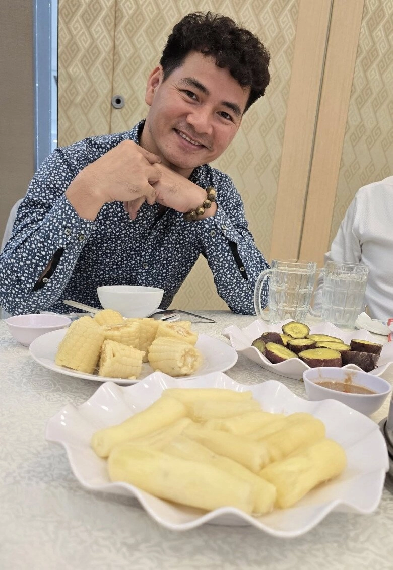 Nsnd xuân bắc đói bụng lúc nửa đêm chỉ có nồi mắm dân dã với cơm nguội cũng thấy mọi thứ lung linh - 9