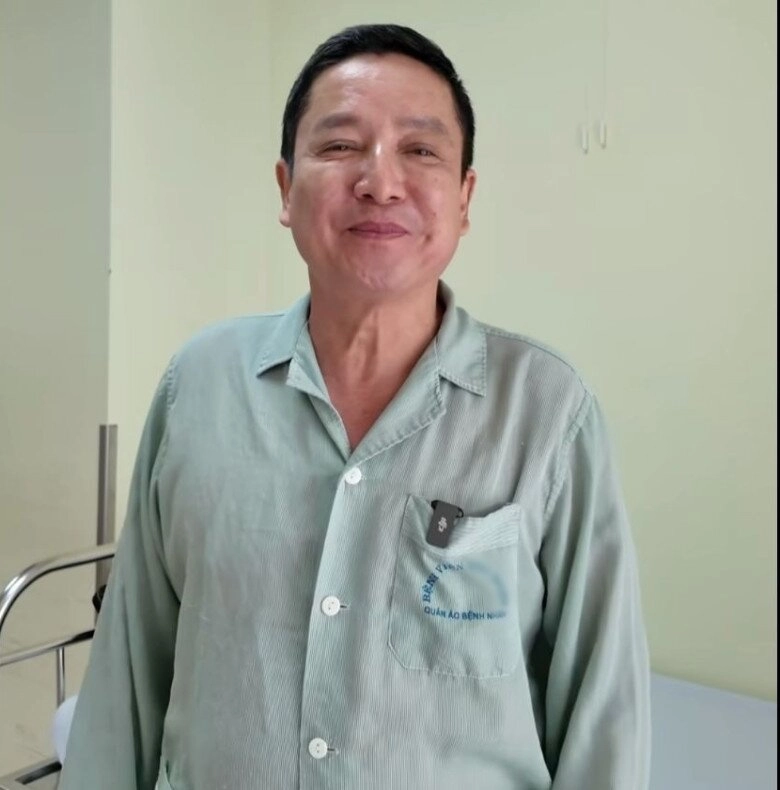 Nsưt chí trung đi hẹn hò với bạn gái kém 17 tuổi sau khi phẫu thuật bất ngờ bật mí sáng vào viện tối ra luôn - 2