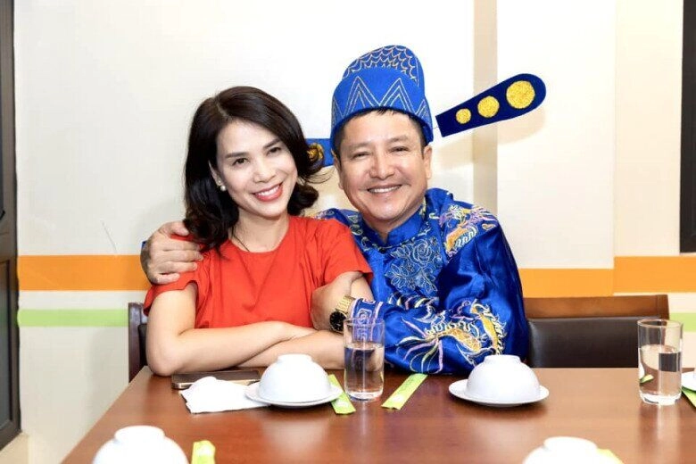 Nsưt chí trung là giám đốc nhưng két sắt trống không bị nói mất tư cách khi thể hiện tình yêu với bạn gái kém 18 tuổi - 10