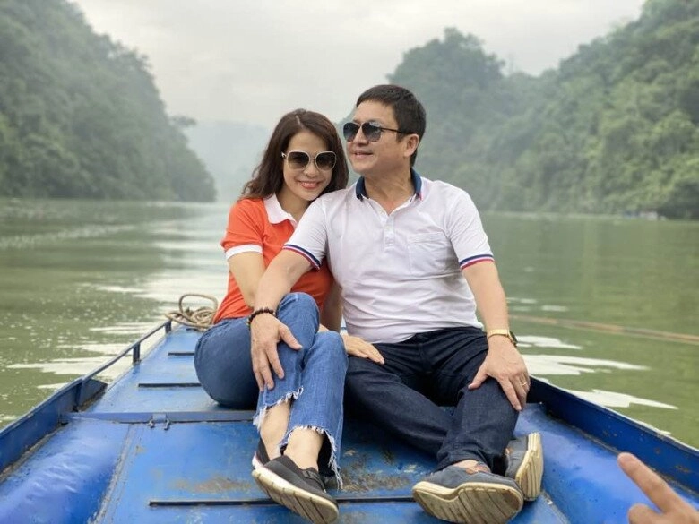 Nsưt chí trung lên tiếng khi bị hỏi chuyện có thêm con bế bồng cháu ngoại của bạn gái kém 17 tuổi - 7