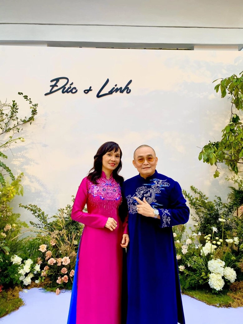 Nsưt xuân hinh khoe ảnh thời sung sức thì nghèo phong độ ngời ngời thân mật với gái xinh hóa ra là diva hàng đầu - 6
