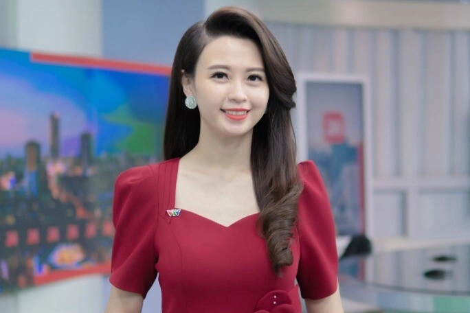 Nữ btv được mệnh danh giàu nhất vtv 2 lần thi trượt đại học nhưng sau cùng có bằng thạc sĩ - 2