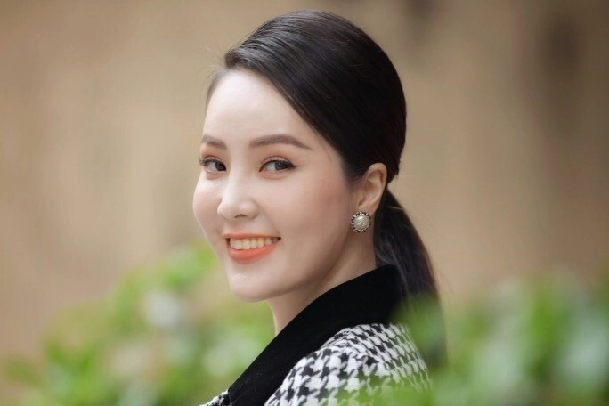 Nữ btv vtv tuyên bố 3 không khi ly hôn thiếu gia nay sinh quý tử bác sĩ phải kiểm tra 2 lần vì vượt chuẩn - 1