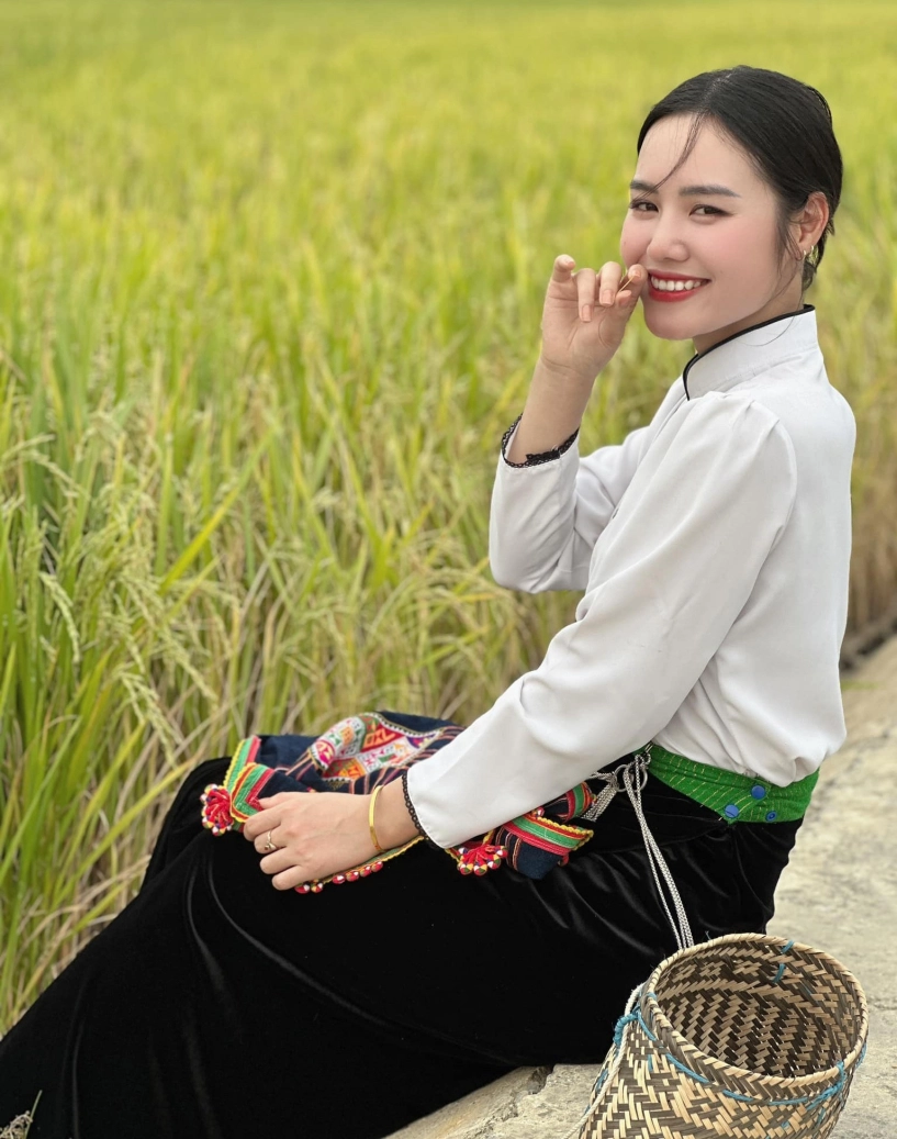 Nữ chiến sĩ quân nhạc quê bắc giang đang gây sốt trong khối diễu binh 304 là ai - 8