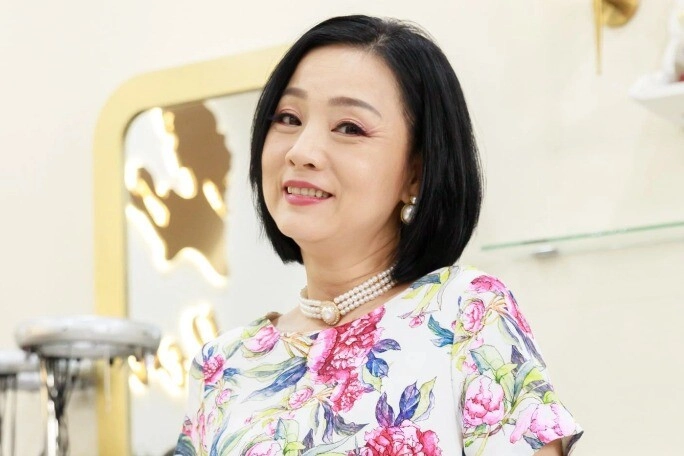 Nữ diễn viên làm mẹ đơn thân ở tuổi u50 chạnh lòng khi bị hỏi giờ là nsưt hay nsnd - 1