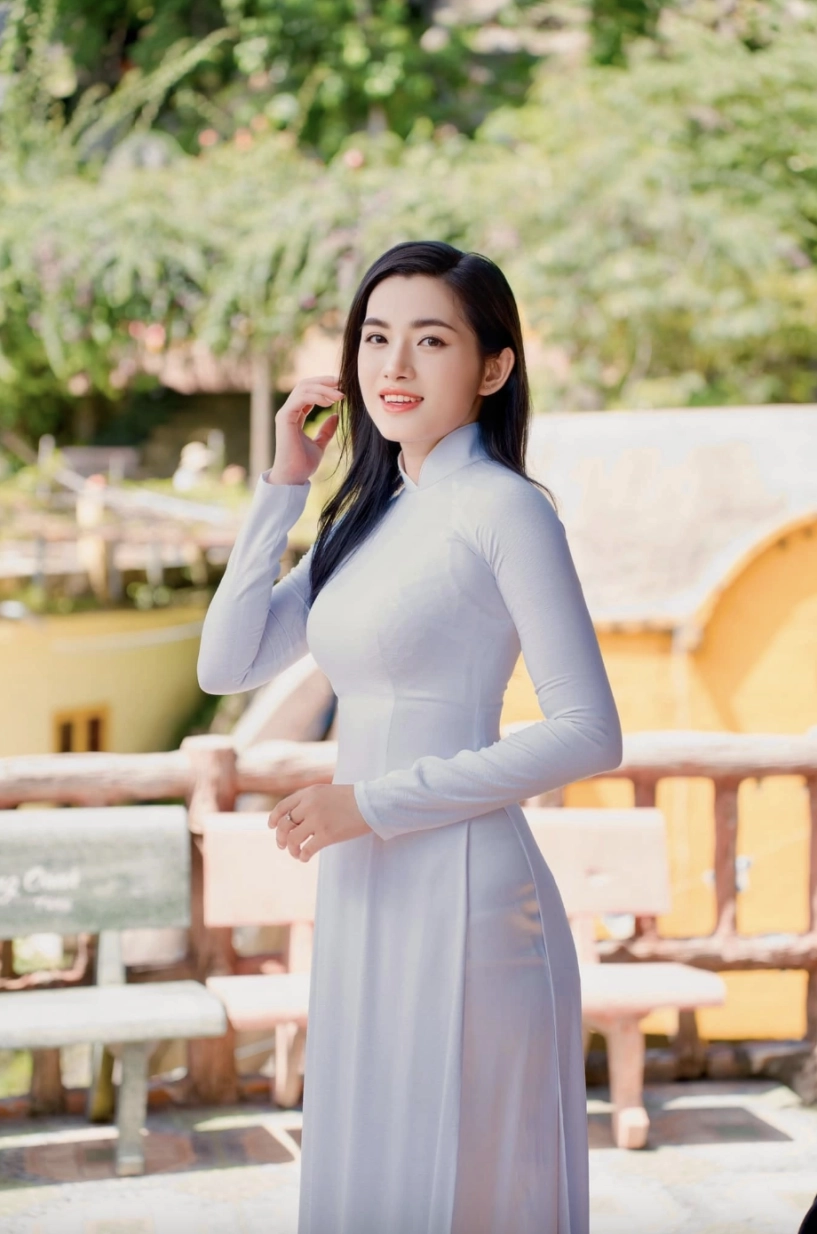 Nữ hạ sĩ quê đồng nai thuộc khối biệt động sài gòn gây sốt khi diễu binh nhan sắc đời thực thế nào - 7
