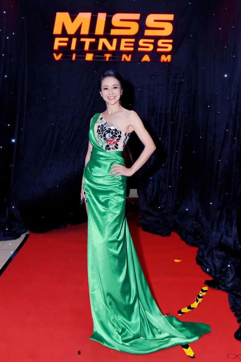 nữ hoàng wushu thúy hiền hậu giải nghệ có body cực bén ngót đẹp không thua mỹ nhân showbiz - 14