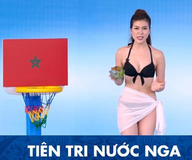 Nữ mc mặc bikini dẫn world cup từng gây nghẽn sóng nhà đài cuộc sống như mơ sau khi bất ngờ lấy chồng - 1