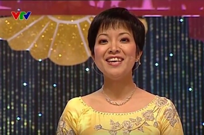 Nữ mc vtv lọt thỏm giữa dàn chiến sĩ tập luyện cho nhiệm vụ a80 có con trai 2k5 nổi tiếng rần rần trên mạng - 5