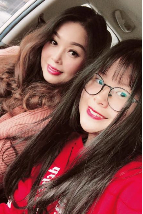 Nữ nghệ sĩ nổi tiếng làng hài đất bắc đã lên chức bà ngoại nhưng nhan sắc vẫn chặt đẹp con gái - 5