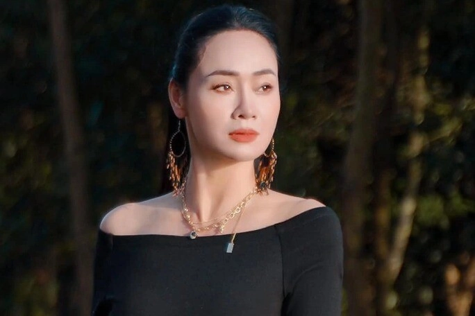 Nữ nsưt đau đớn vì mất cả chồng lẫn con bị khán giả ghét vì đóng vai ác - 1