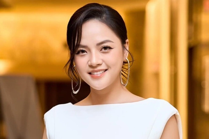 Nữ nsưt làm vụ trưởng quyền lực trên màn ảnh u50 sang đức chăm cháu nhờ bát phở mà cứu vãn hôn nhân - 1