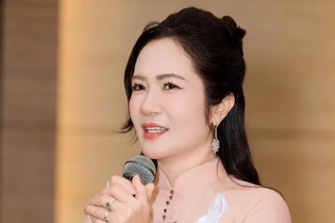 Nữ nsưt làm vụ trưởng quyền lực trên màn ảnh u50 sang đức chăm cháu nhờ bát phở mà cứu vãn hôn nhân - 2