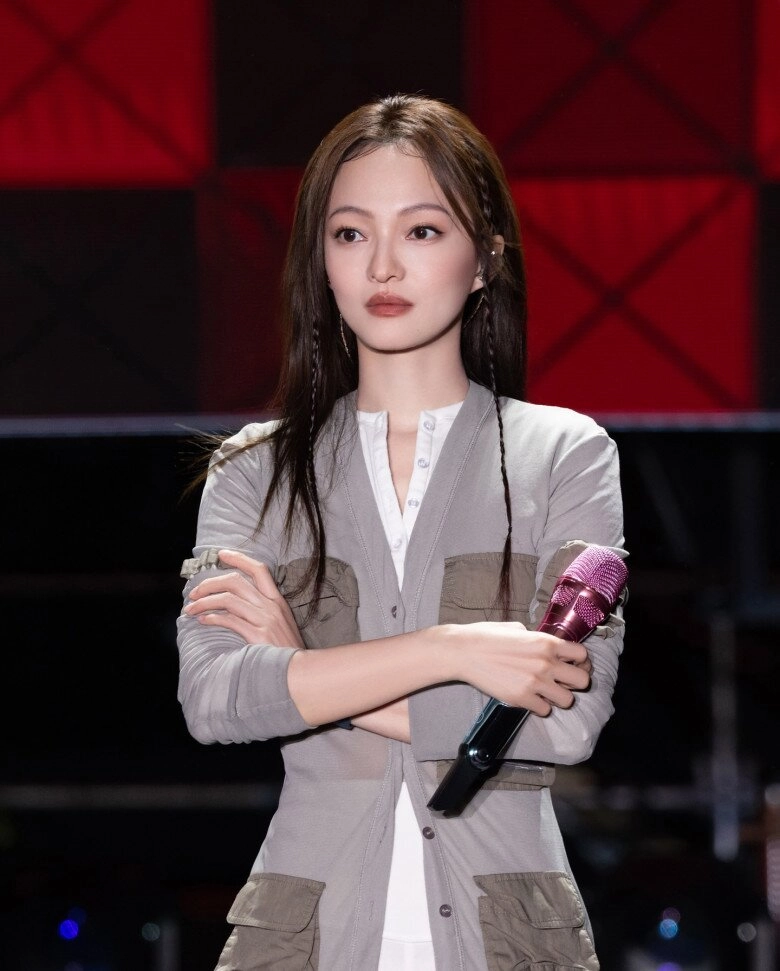 Nữ thần có đôi mắt đẹp nhất showbiz u45 vẫn trẻ quên tuổi không dùng sữa rửa mặt ngừng ăn một loại gia vị suốt 10 năm - 5