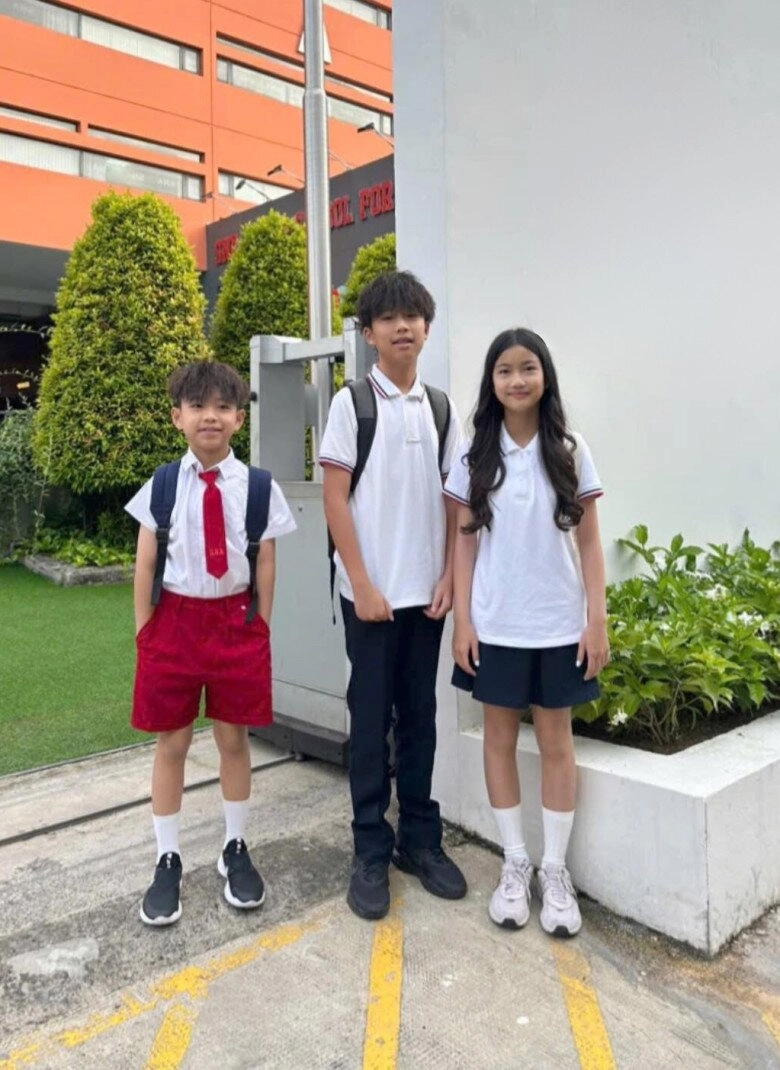 Ốc thanh vân khoe ảnh hẹn hò với ông xã trí rùa từ ngày đưa 3 con về việt nam sung sướng hơn hẳn - 7