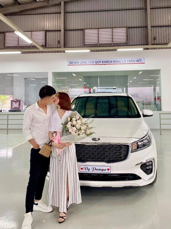 Pha lê kể chuyện một nghệ sĩ hài tác động vật lý người vợ không tự chủ được tài chính mạc văn khoa bị réo tên - 7
