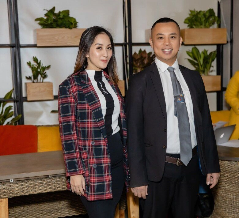 Phan hiển gọi chí anh là người anh đặc biệt khánh thi được khen là cô vợ có số hưởng - 4