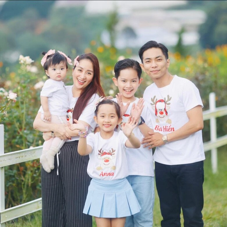 Phan hiển gọi chí anh là người anh đặc biệt khánh thi được khen là cô vợ có số hưởng - 5