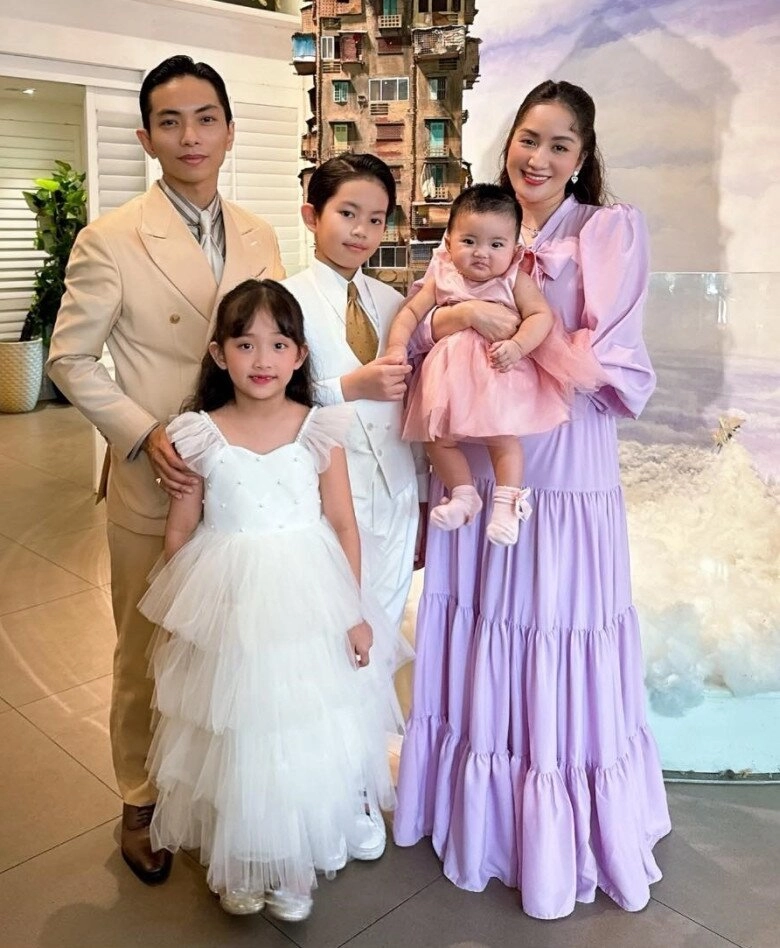 Phan hiển là thiếu gia nhưng tự nhận xuất thân nông dân cùng bà xã khánh thi sống trong căn biệt thự tiền tỷ - 4