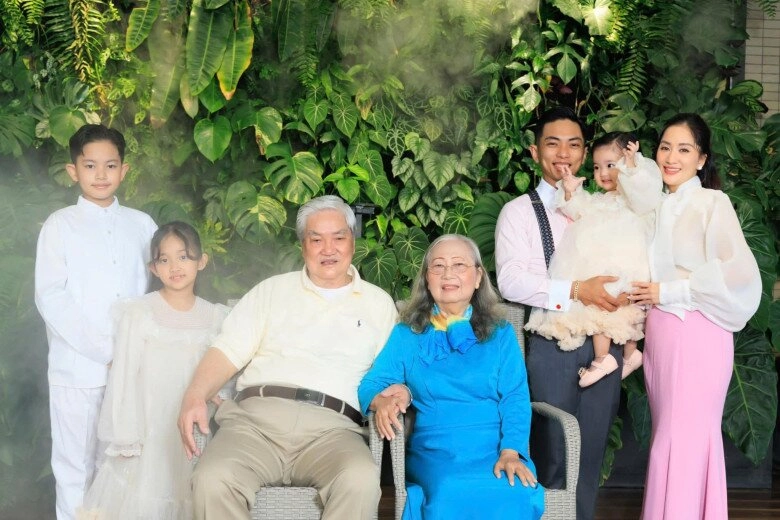 Phan hiển là thiếu gia nhưng tự nhận xuất thân nông dân cùng bà xã khánh thi sống trong căn biệt thự tiền tỷ - 9