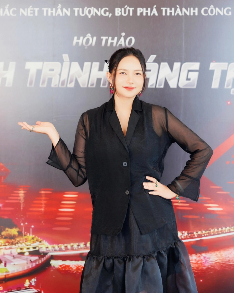 Phan như thảo được khen khéo chọn đồ dù nặng 80 kg - 5