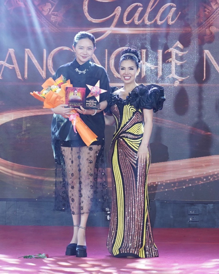 Phan như thảo được khen khéo chọn đồ dù nặng 80 kg - 6