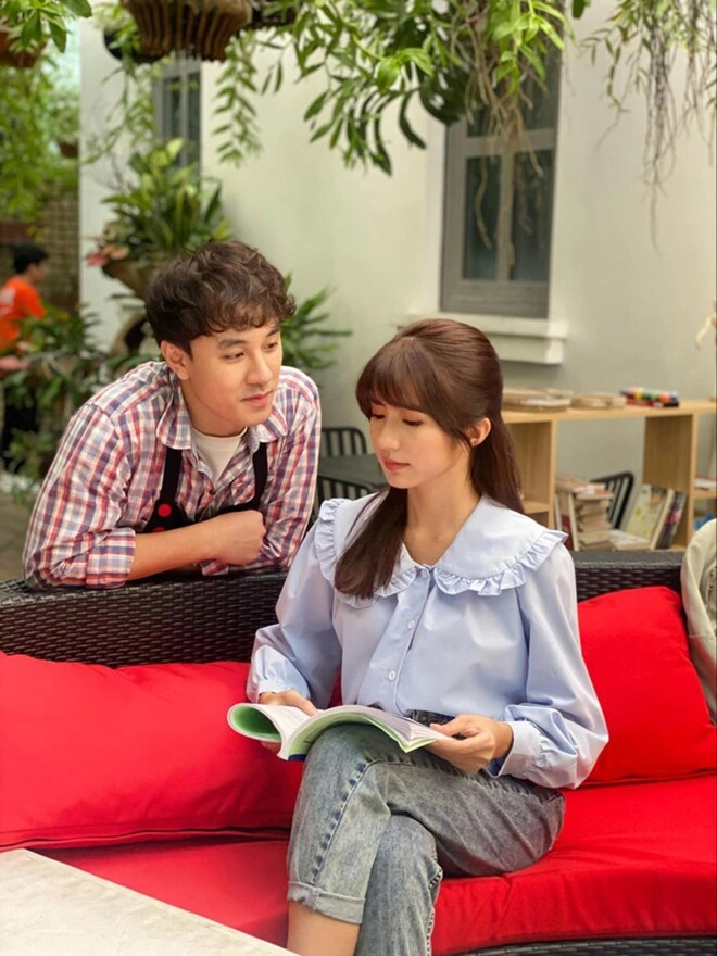 phi công trẻ bị đồn là bố em bé trong bụng hương giang khiến nữ diễn viên phải vội vã lên tiếng là ai - 11