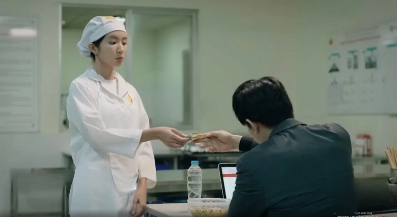 Phim giờ vàng vtv dịu dàng màu nắng lương thu trang và ngọc huyền đều đẹp nhưng lại bị ghét duy hưng diễn như lên đồng - 13