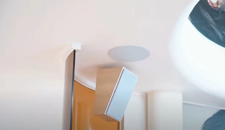 Phòng riêng của ngọc trinh trong biệt thự 50 tỷ có ghế tình yêu gương chiếu thẳng xuống giường phòng tắm không cửa - 7