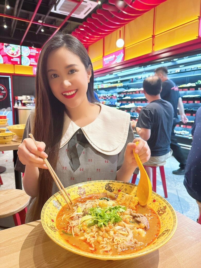 Phương hằng gạo nếp gạo tẻ sinh con đầu lòng 8 năm kết hôn khoe ảnh tiểu công chúa cực đáng yêu - 6