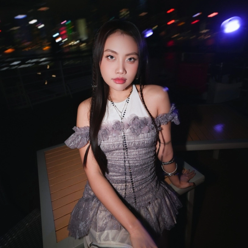 Phương mỹ chi thay đổi ngoạn mục ngày càng xinh đẹp và thời thượng - 8