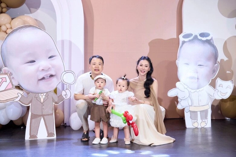 Phương oanh jimmy và jenny cố tình không bám mẹ để tôi yên tâm hơn khi ra ngoài làm việc - 5