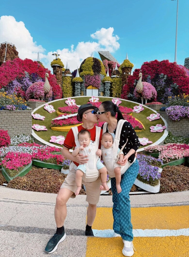 Phương oanh khoe con trai chưa tròn 1 tuổi đã biết bao bọc yêu chiều em ái nữ được mẹ gọi là phú bà nhí - 12