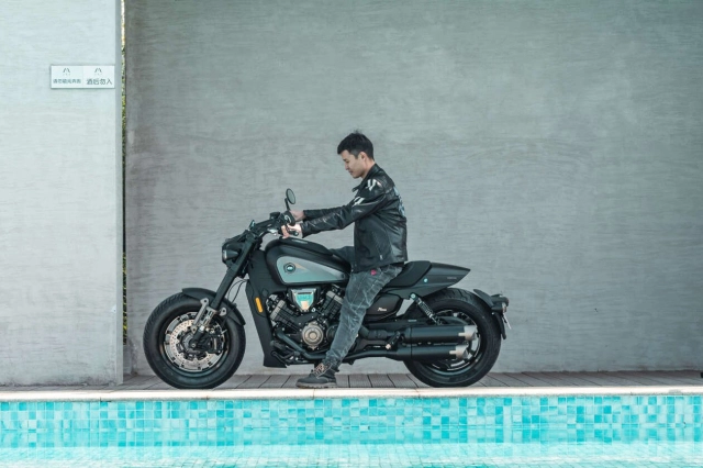 Qjmotor srv600v 2025 mẫu cruiser giá 180 triệu đồng vừa ra mắt tại malaysia - 13