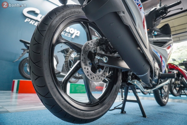 Quá bất ngờ phiên bản đường đua yamaha lc135 fi red racer vừa cập bến thị trường việt nam - 31