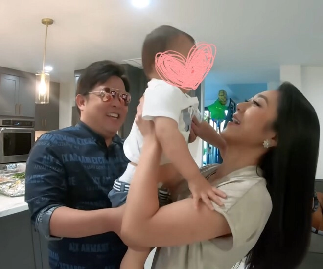 Quang lê khoe được hà thanh xuân đến thăm biệt thự riêng khung cảnh đứng cạnh mẹ vợ tương lai như gia đình - 2