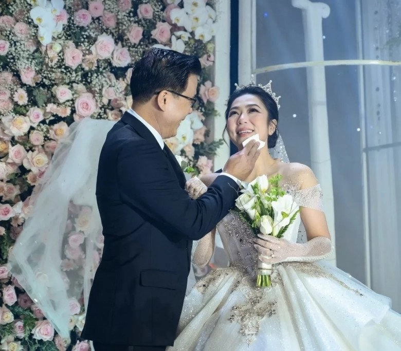 Quang lê tính chuyện có con với hà thanh xuân vợ cũ vua cá koi đặt sẵn tên cho các thiên thần nhỏ - 8