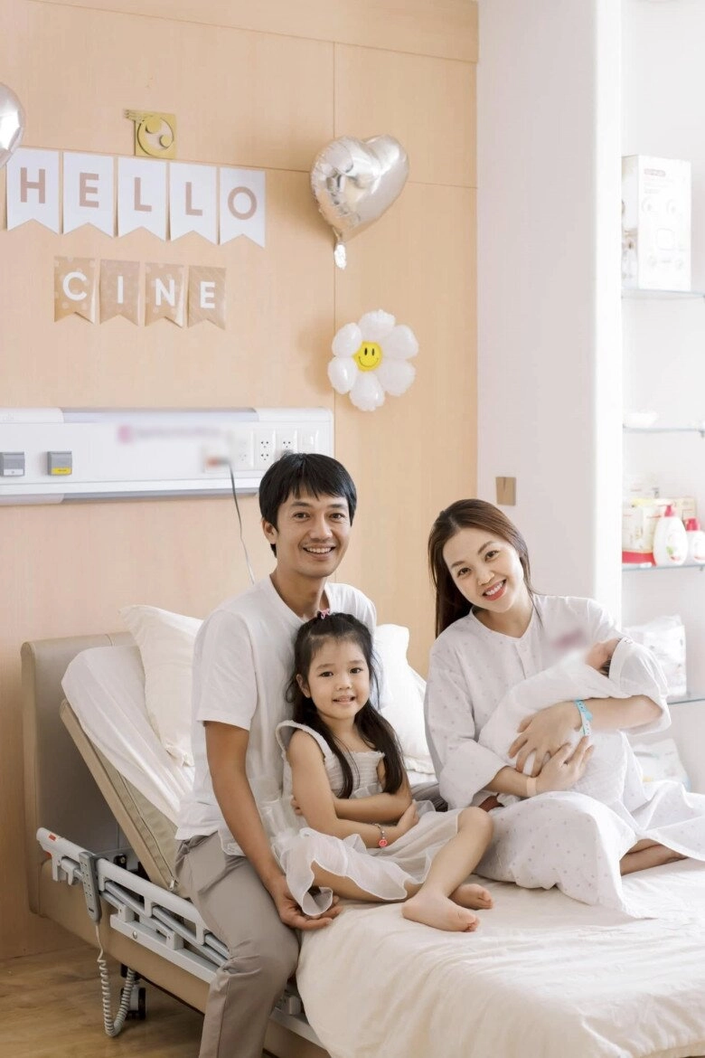 Quang tuấn - chiến sĩ tư đạp của địa đạo vợ là hậu phương vững chắc đẹp đến mức chồng từng mất tập trung diễn - 7