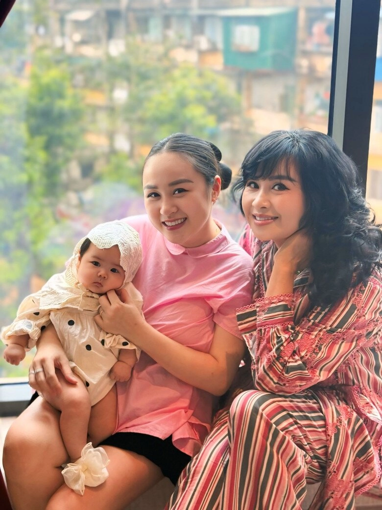 Quốc trung khoe ảnh tiểu công chúa mới chào đời diva thanh lam phải thừa nhận nhóc tì giống chồng cũ - 8