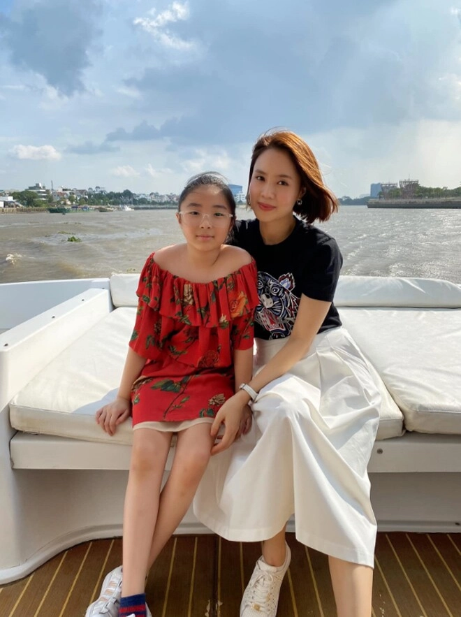 Quyết giấu kín chồng đại gia hồng diễm đưa ái nữ cao 1m67 lên sóng tiết lộ thay đổi lớn ở con - 9