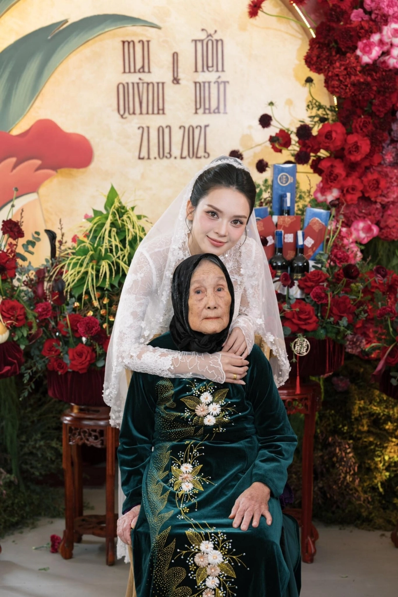 Quỳnh lương lấy chồng được 2 hôm đã cắp nách về nhà mẹ đẻ bị một người giữ chân không cho đi - 2