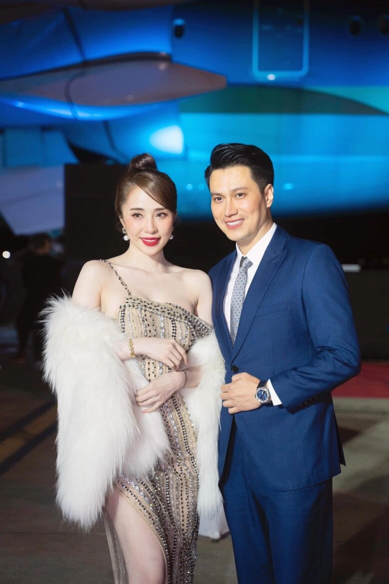 Con trai việt anh sưu tập huy chương để làm quà cưới cho mẹ và dượng 7 tuổi đã oách hơn bố ruột - 9